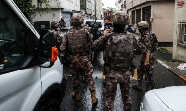 Zehir tacirlerine operasyon: Gözaltılar var
