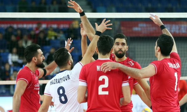 İran milli voleybol takımı ABD milli takımını ezerek geçti