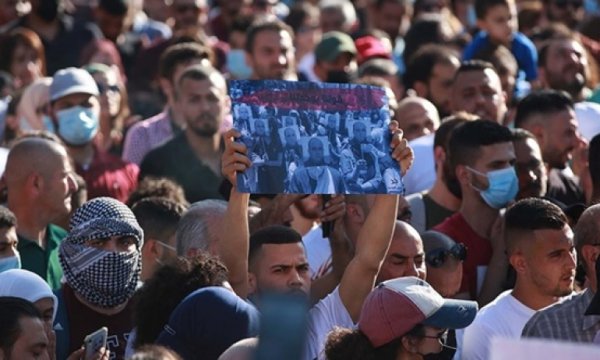 Ramallah'ta Benat protestosu