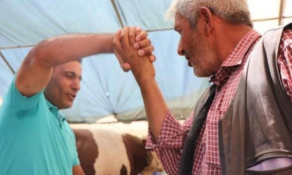Kurban Bayramı'nda el sıkışmalı pazarlık yasak