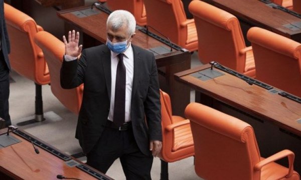 Ömer Faruk Gergerlioğlu vekilliğe geri döndü