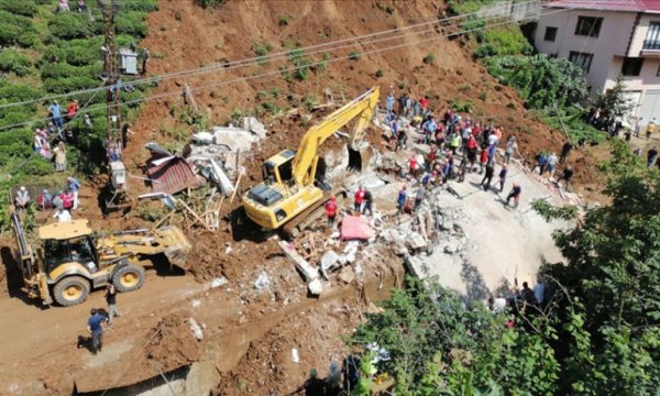 Rize'deki sel ve heyelanlarda ölü sayısı 5'e yükseldi