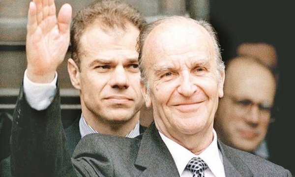 Aliya İzzetbegoviç’ten Müslüman gençlere ültimatom!
