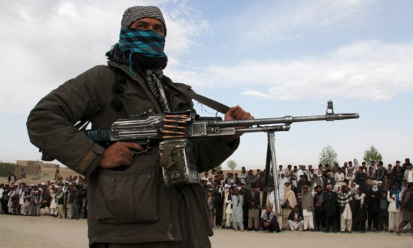 Taliban Mezar-ı Şerif'i ele geçirdi