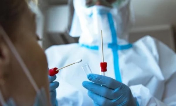 Pazartesi gününden itibaren aşı olmayan yolculardan PCR testi istenecek