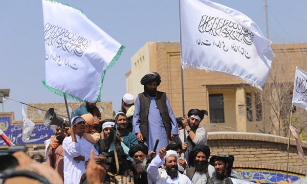 Taliban'ın kutlama için havaya ateş açması sonucunda 17 kişi öldü