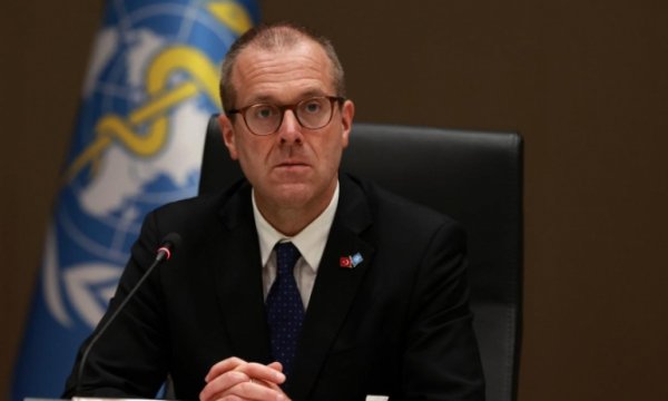 DSÖ: Aşılar pandeminin yayılmasını durdurmayacak