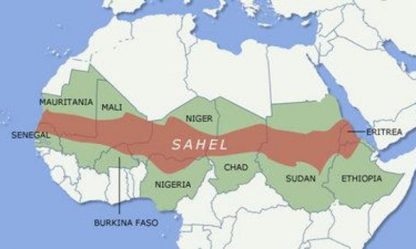 Fransa'nın sömürgeci Afrika siyaseti iflasın eşiğinde