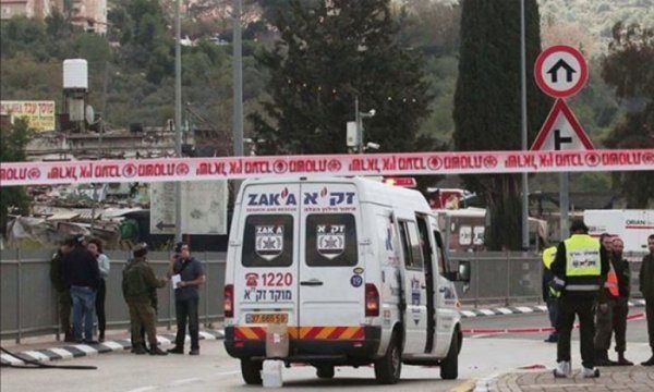 Fanatik Yahudi işgalciler bir otobüs şoförünü bıçakladı