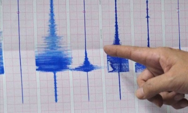 Çin'de 6,6 büyüklüğünde deprem