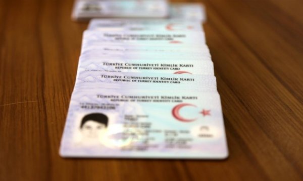 Kimlik kartlarına e-İmza yükleme işlemleri 50 ilde başlıyor