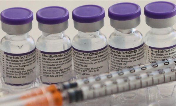 BioNTech/Pfizer: Omicron varyantına özel aşı için denemelere başladık