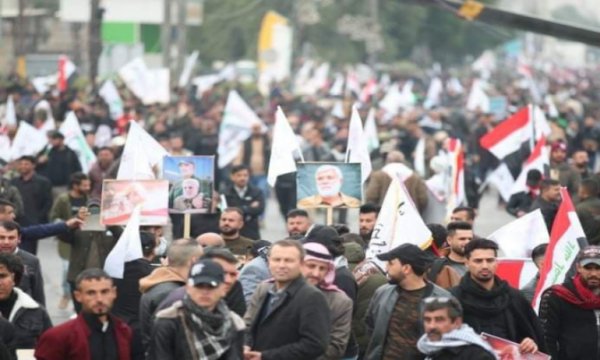 Bağdat'ta Direniş Şehitleri için 'Milyonluk Anma' yürüyüşü