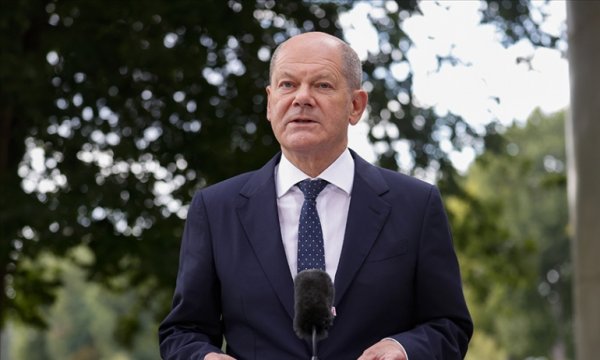 Almanya Başbakanı Scholz, Avrupa Siyasi Topluluğu'nu 'büyük bir inovasyon' olarak niteledi