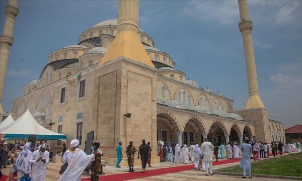 Türkiye Diyanet Vakfı, yurt içi ve dışında 4 bin 57 cami inşa etti