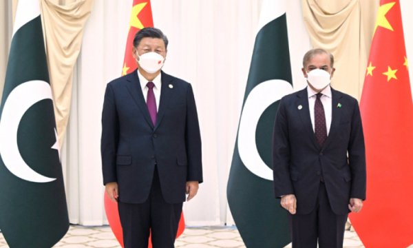 Çin ile Pakistan arasında 9.8 milyar dolarlık dev anlaşma
