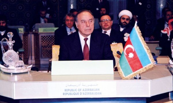 Haydar Aliyev: İran’ın Ermenistan’a yardım ettiğini söyleyenler delirmiş