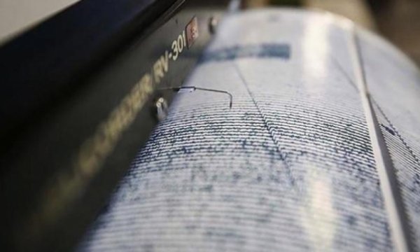 Van Gölü'nde 4,2'lik deprem