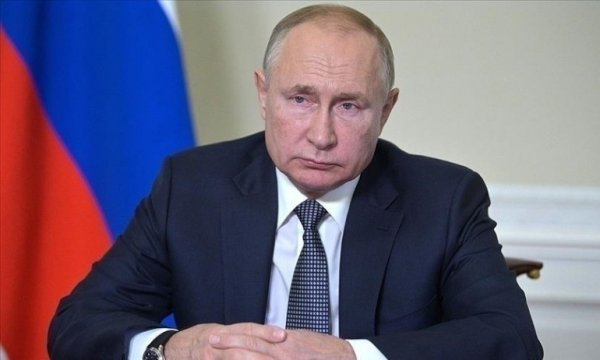 Rusya Devlet Başkanı Putin: Uluslararası ticaret krizde