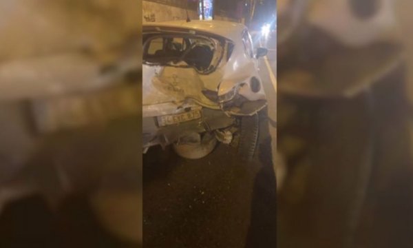 ABD İstanbul Başkonsolosu'nun eşi sarhoş olup önündeki araca çarptı!