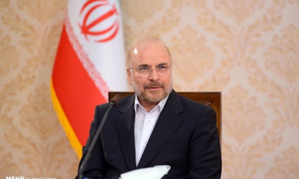İslam İnkılabı ve Direniş Cephesi Amerika'nın bölgede güç gösterisine izin vermiyor