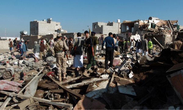 Suudi Arabistan, Yemen'i bombalamaya devam ediyor