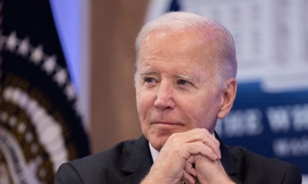 ABD donarken Biden sıcak tatilde