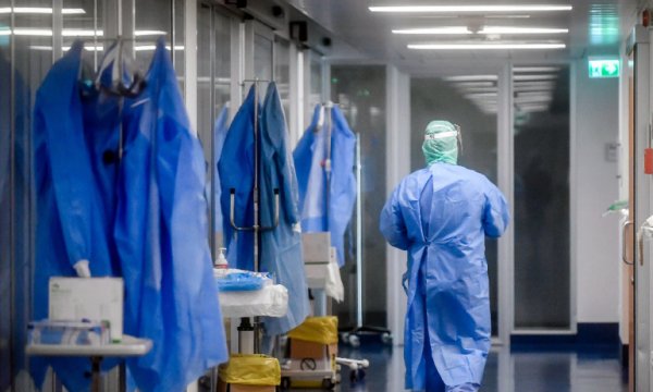 271 kişi daha hayatını kaybetti, yeni vaka sayısı 94 bin 176