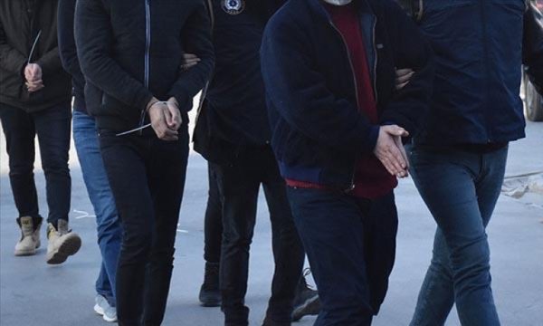 TSK'da 'FETÖ' operasyonu: 87 gözaltı