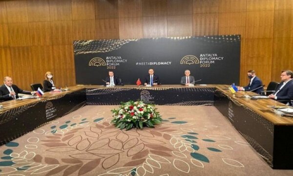 İran'dan Antalya'da yapılan Rusya-Ukrayna zirvesine destek