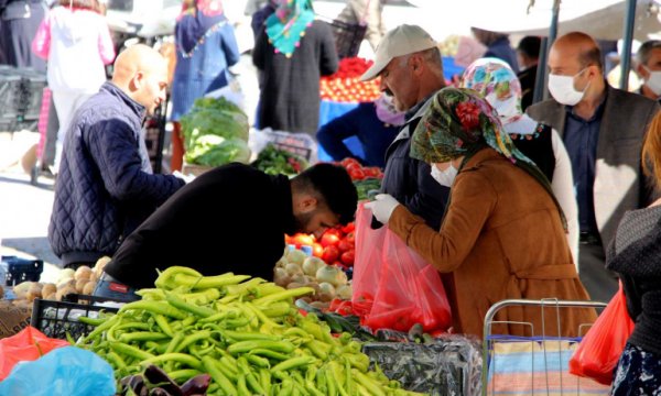 Türk-İş: açlık sınırı 4.928 TL’ye yükseldi