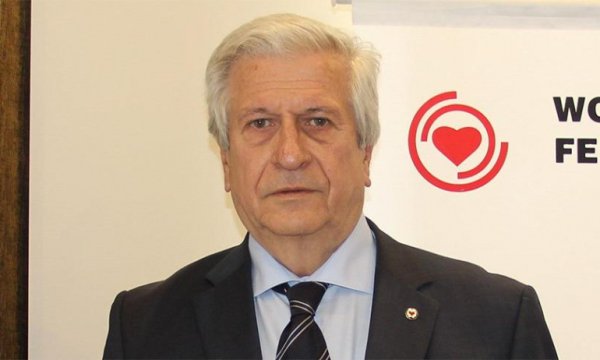 Türkiye'de her yıl yaklaşık 160 bin kişi kalp hastalıklarından ölüyor