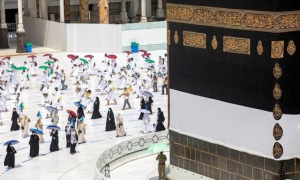 Umre ziyaretleri 2 yıl aradan sonra yeniden başlayacak