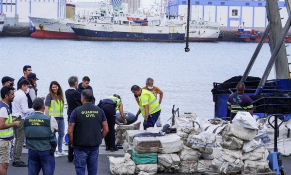 İspanya 3 ton kokain yüklü tekneye el koydu: 4 Türk vatandaşı gözaltında