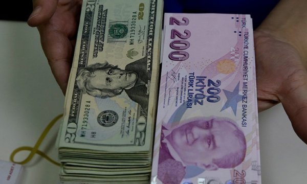 Dolar haftayı 15,90'dan euro ise 16,79'dan kapattı