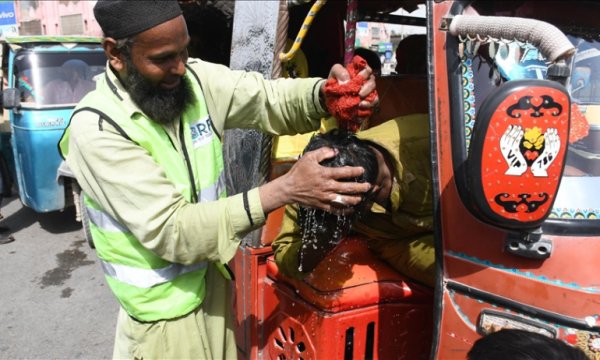 İklim değişikliği Hindistan ve Pakistan'da rekor sıcaklıkları '100 kat' olası hale getirdi