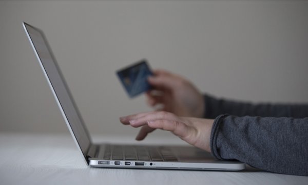 Salgın sürecinde e-ticarete ilgi arttı
