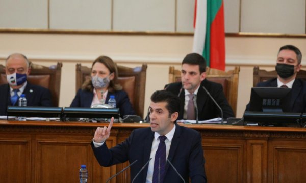 Bulgaristan'da hükümet düştü