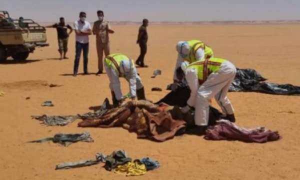 Libya'da 20 düzensiz göçmen çölde susuzluktan hayatını kaybetti