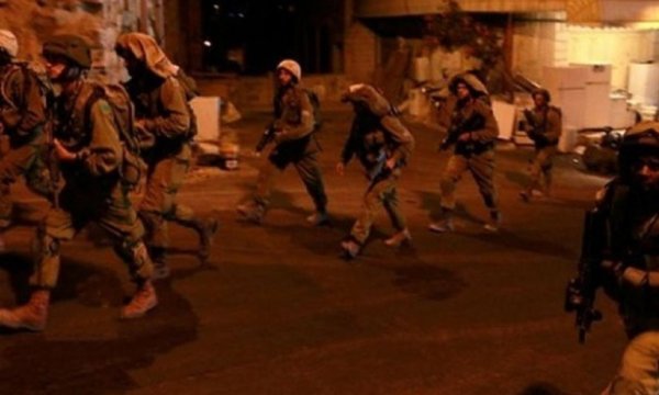 Siyonist İsrail ordusu Batı Şeria'ya yeniden saldırdı