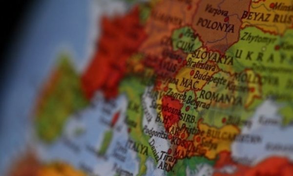 Yayılmacı Sırp milliyetçiliği Balkanlarda gerilimi tırmandırıyor