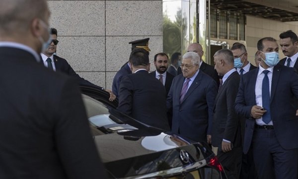 İsrail'e bayrak açılmıştı! Filistin liderini vali yardımcısı karşıladı