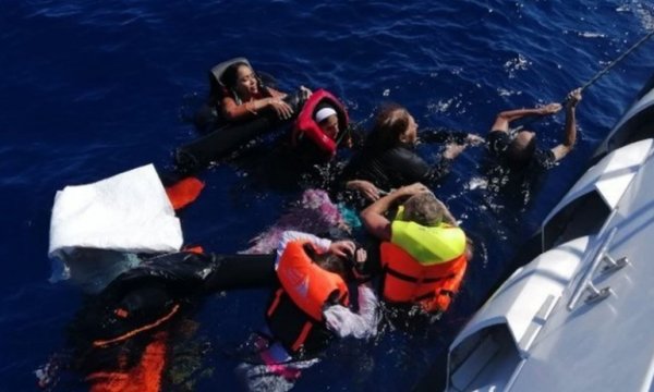 Ege'de göçmen faciası! İki bebek, üç çocuk ve bir kadın hayatını kaybetti