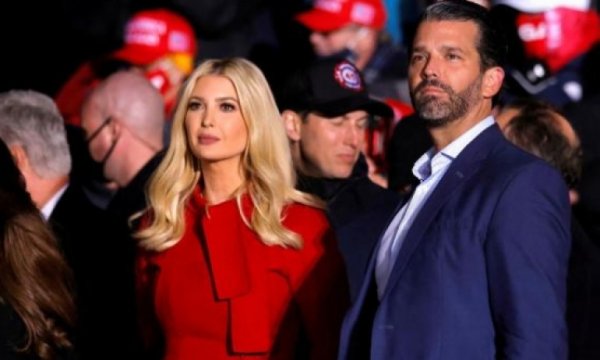 Eski ABD Başkanı Trump ve çocuklarına "dolandırıcılık" davası açıldı