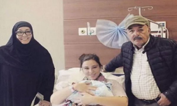 Ferdi Tayfur'un kızı; Sabah ezanı dinledim, hayatım değişti, sahneyi bıraktım...