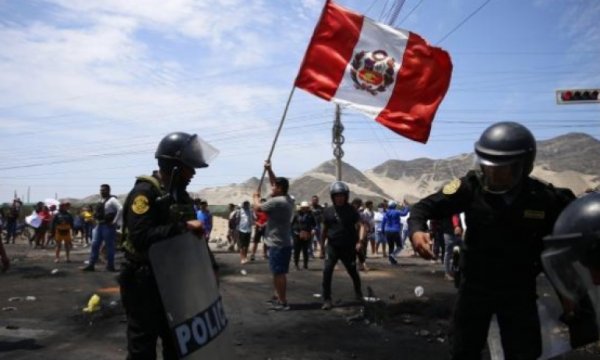 Peru'da hükümet karşıtı protestolarda ölenlerin sayısı 47'ye yükseldi