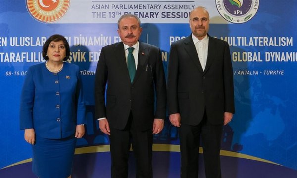 Türkiye-İran-Azerbaycan Meclis Başkanları, Antalya'da üçlü görüşme yaptı