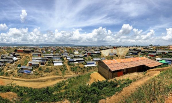 "Bangladeş polisi Arakanlı Müslüman sığınmacılara zulmediyor"