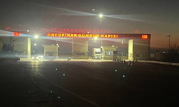Kilis'te sınır bölgesine roket saldırısı düzenlendi