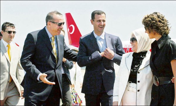 Lavrov'dan Esad açıklaması: Erdoğan görüşmek için bizden yardım istedi